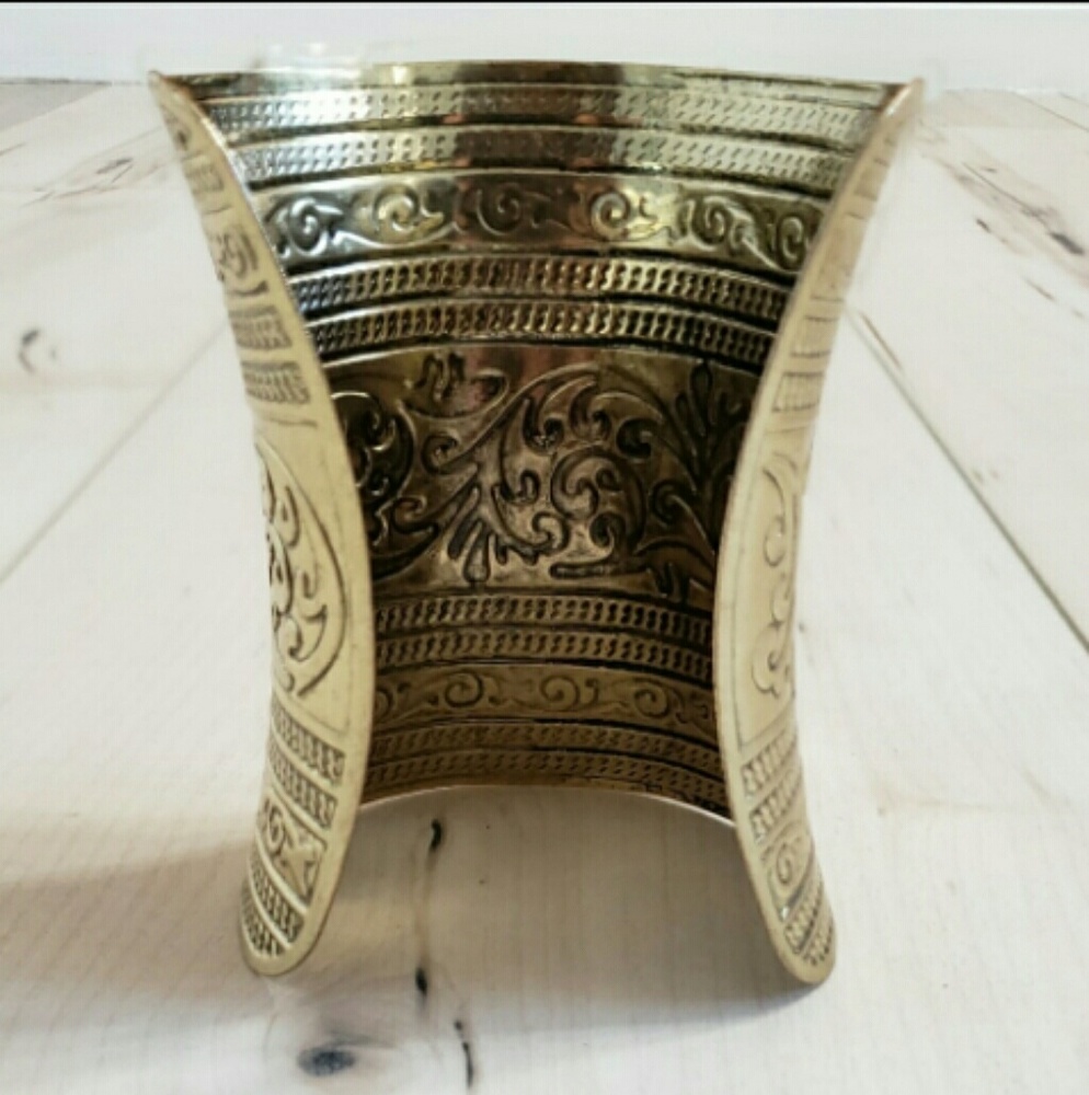 "NWOT" Retro Bronze Cuff - Picture 3 of 3